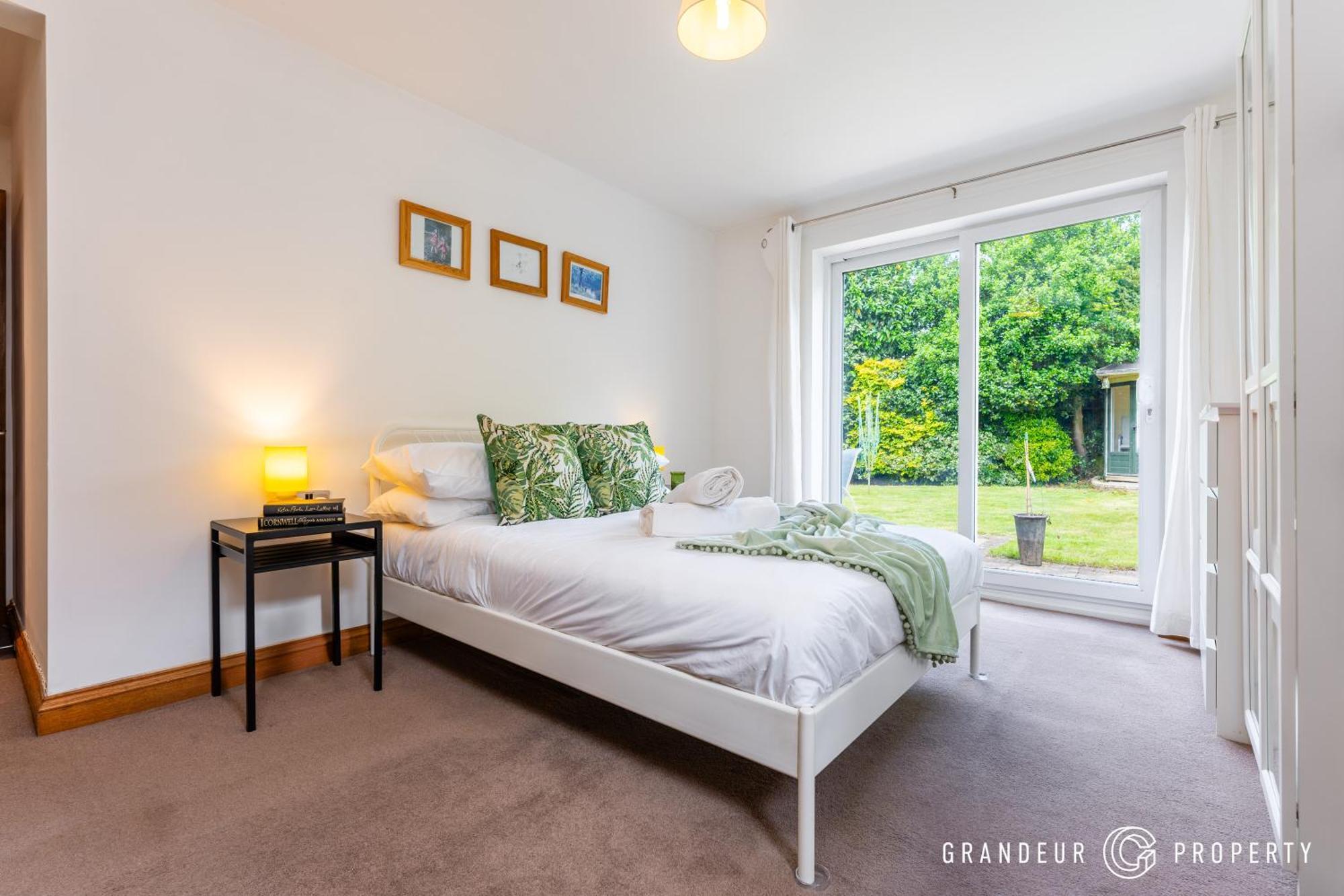 Bracken Bliss By Grandeur Property Ferndown Exterior foto